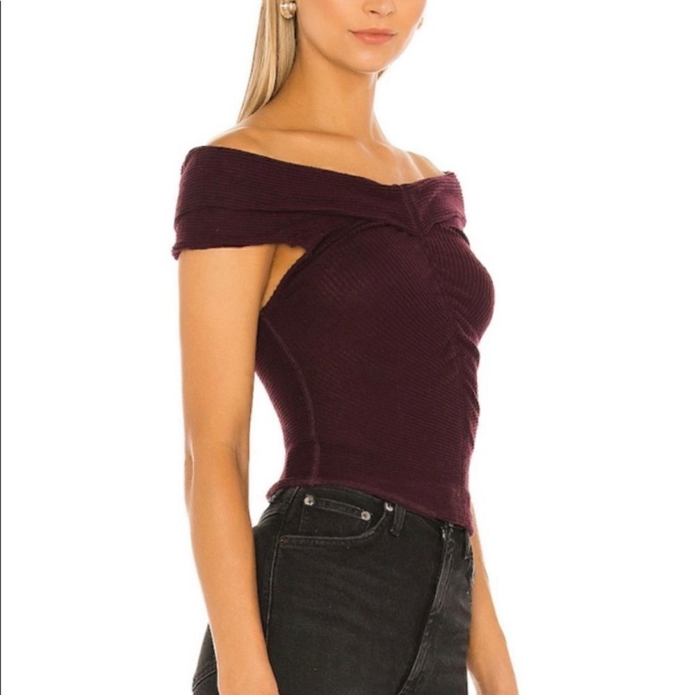 Free People Maroon Off Shoulder This Cutie Top in Black Raisin Size L NWT - Picture 6 of 11